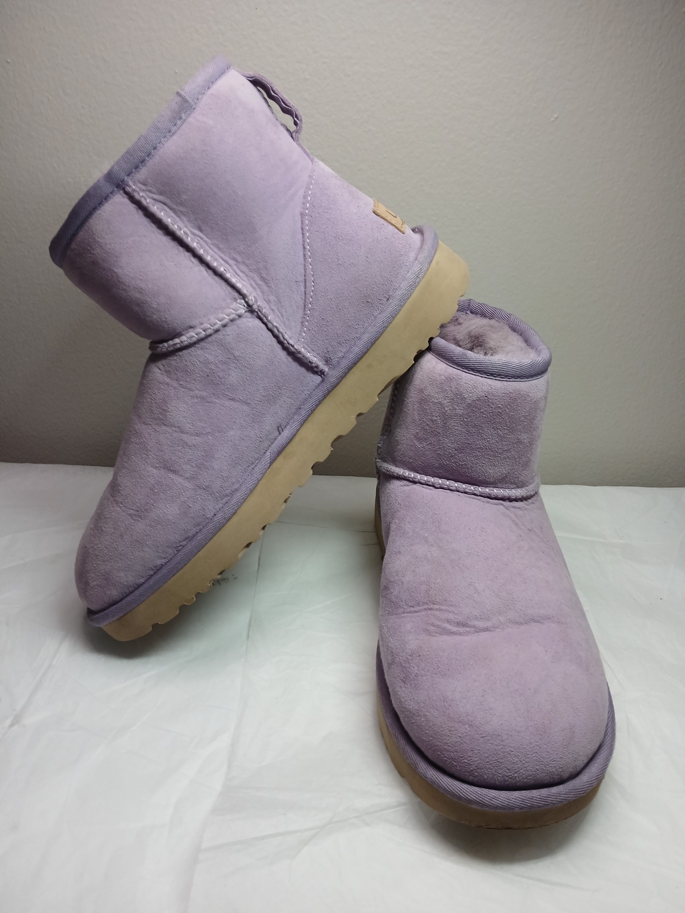 UGG Short Lilac Suede Ankle Booties Boot